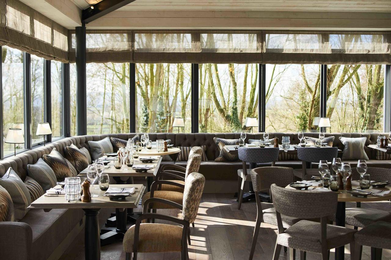 The Fish Hotel Broadway  Exterior photo